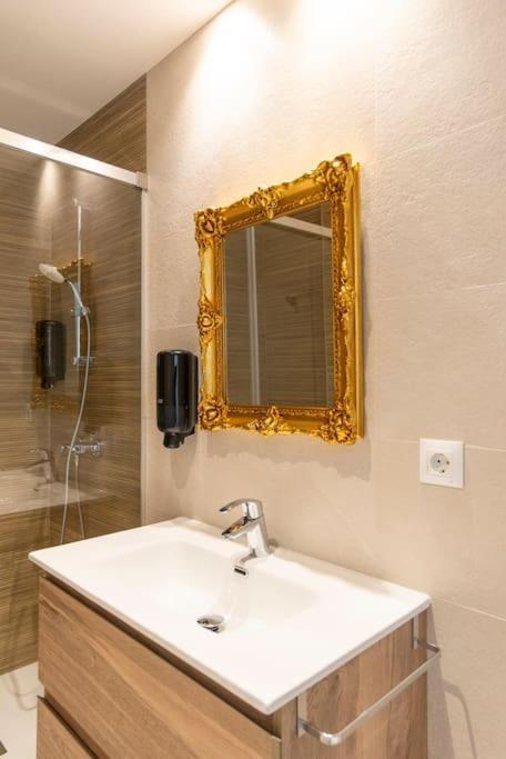 Apartment Tribuna Ii By Ele Málaga